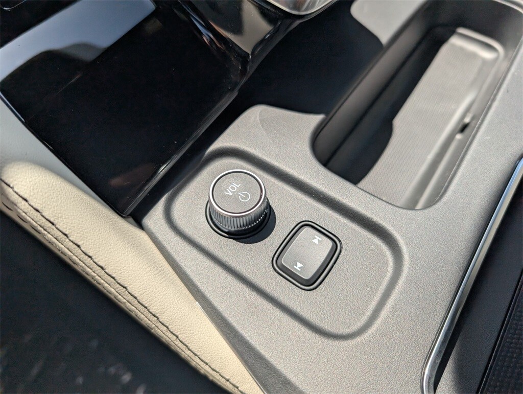 Thumbnail: 2026 Acura MDX - 28