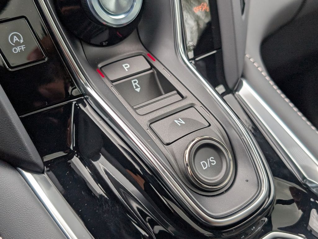 Thumbnail: 2025 Acura RDX - 24