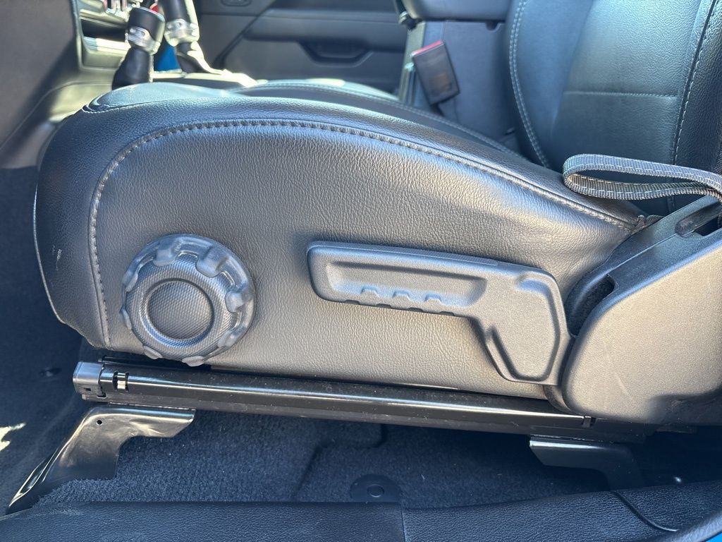 Thumbnail: 2021 Jeep Gladiator - 10