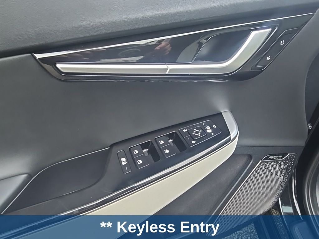 Thumbnail: 2024 Kia EV6 - 14