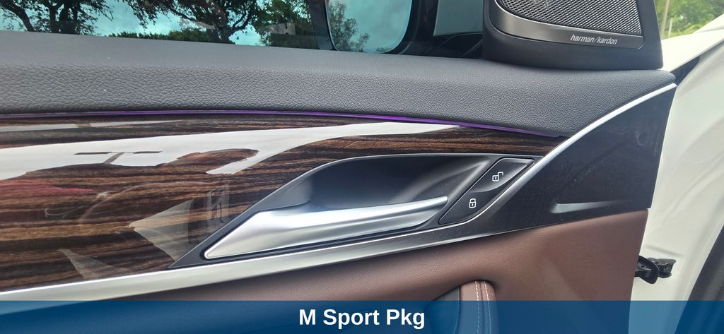 Thumbnail: 2023 BMW 5 Series - 17