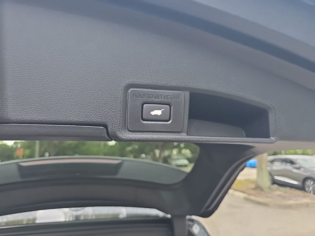 Thumbnail: 2026 Acura RDX - 30