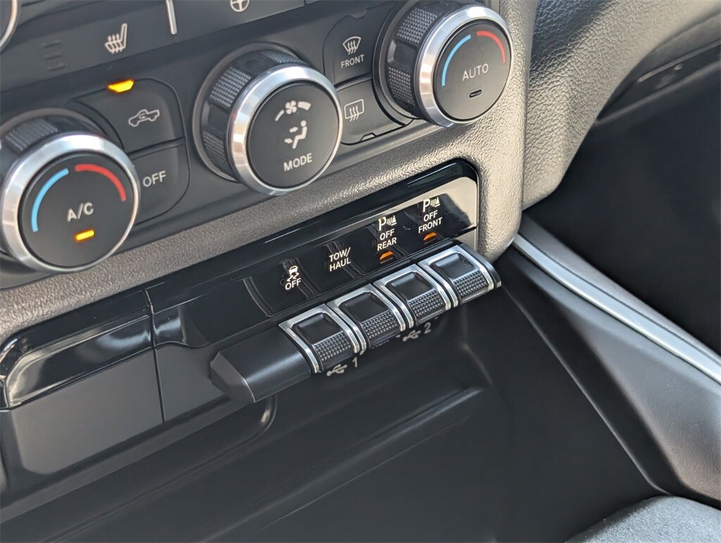 Thumbnail: 2022 RAM 1500 - 22