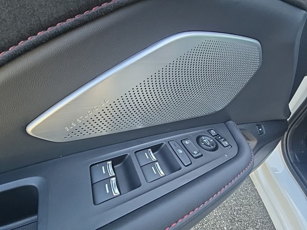 Thumbnail: 2026 Acura RDX - 16