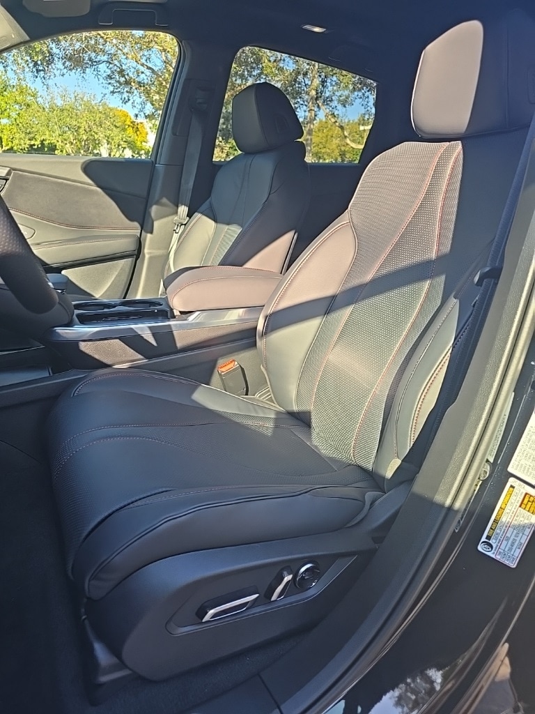 Thumbnail: 2026 Acura RDX - 14