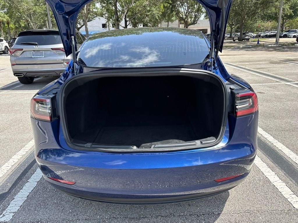 Thumbnail: 2019 Tesla Model 3 - 30
