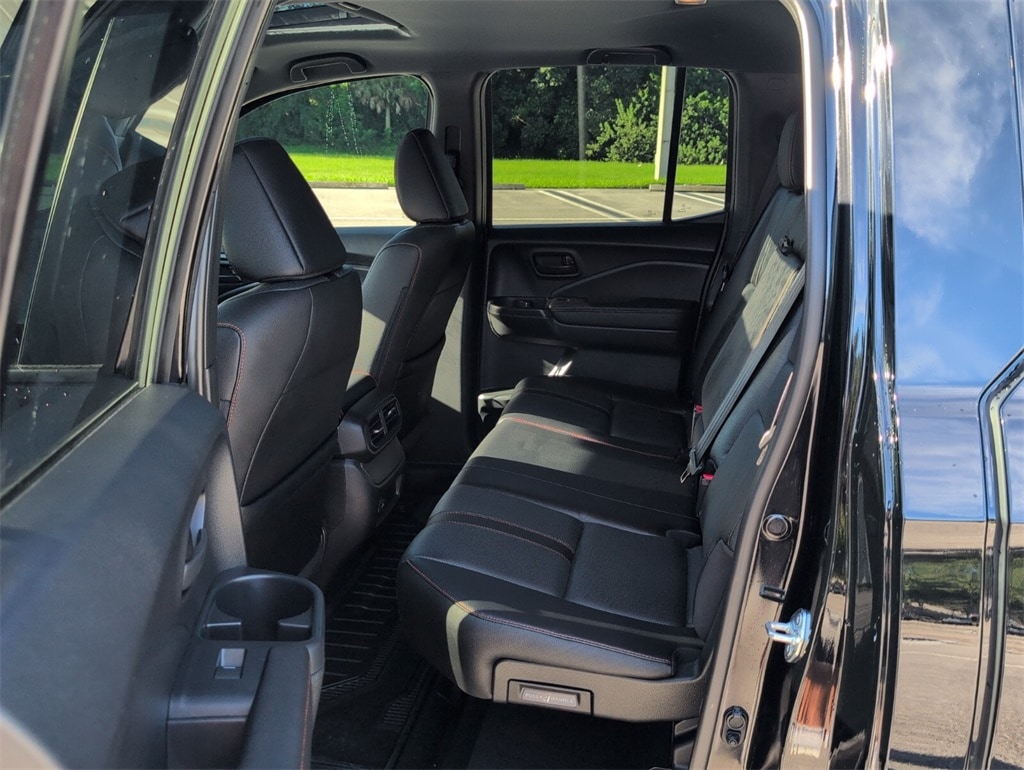 Thumbnail: 2025 Honda Ridgeline - 13