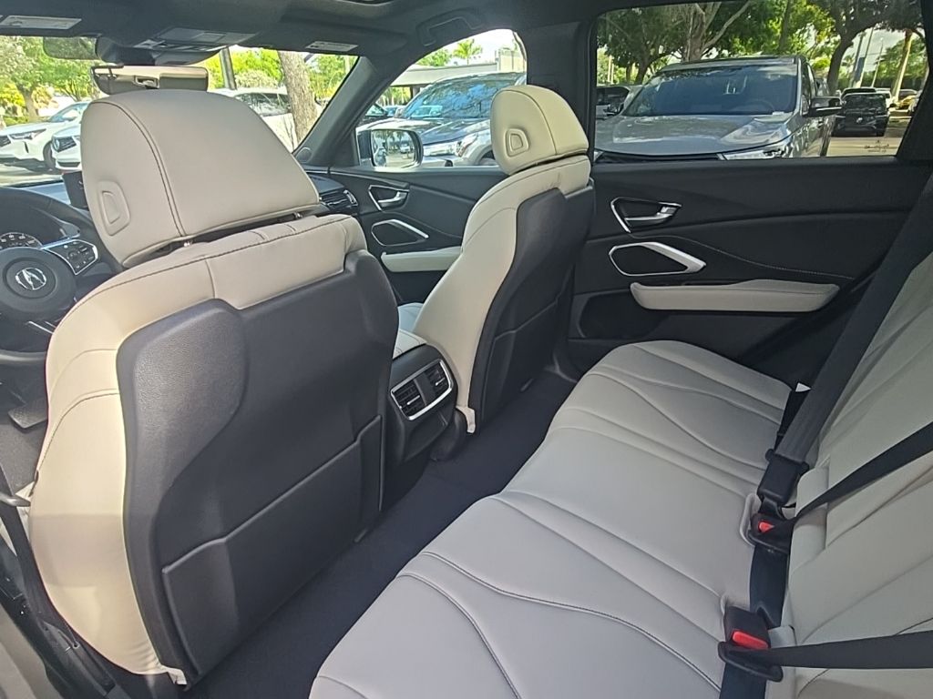 Thumbnail: 2026 Acura RDX - 29