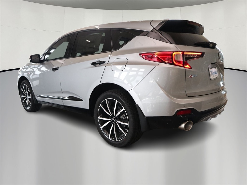 Thumbnail: 2025 Acura RDX - 5