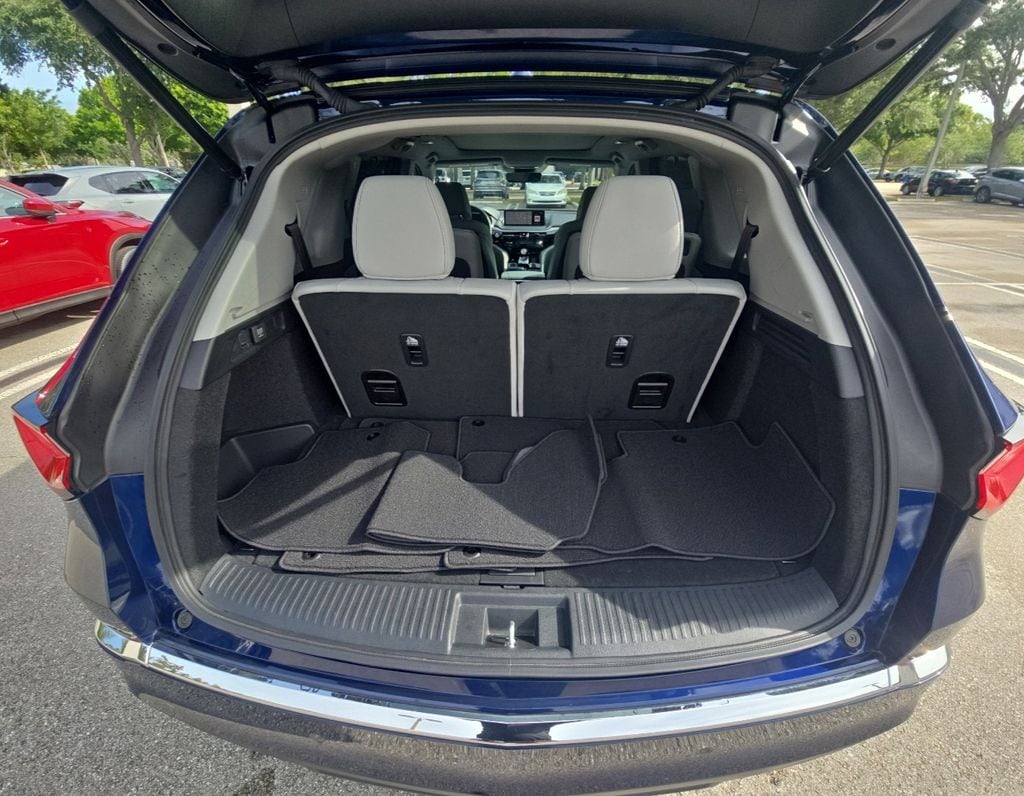 Thumbnail: 2024 Acura MDX - 21