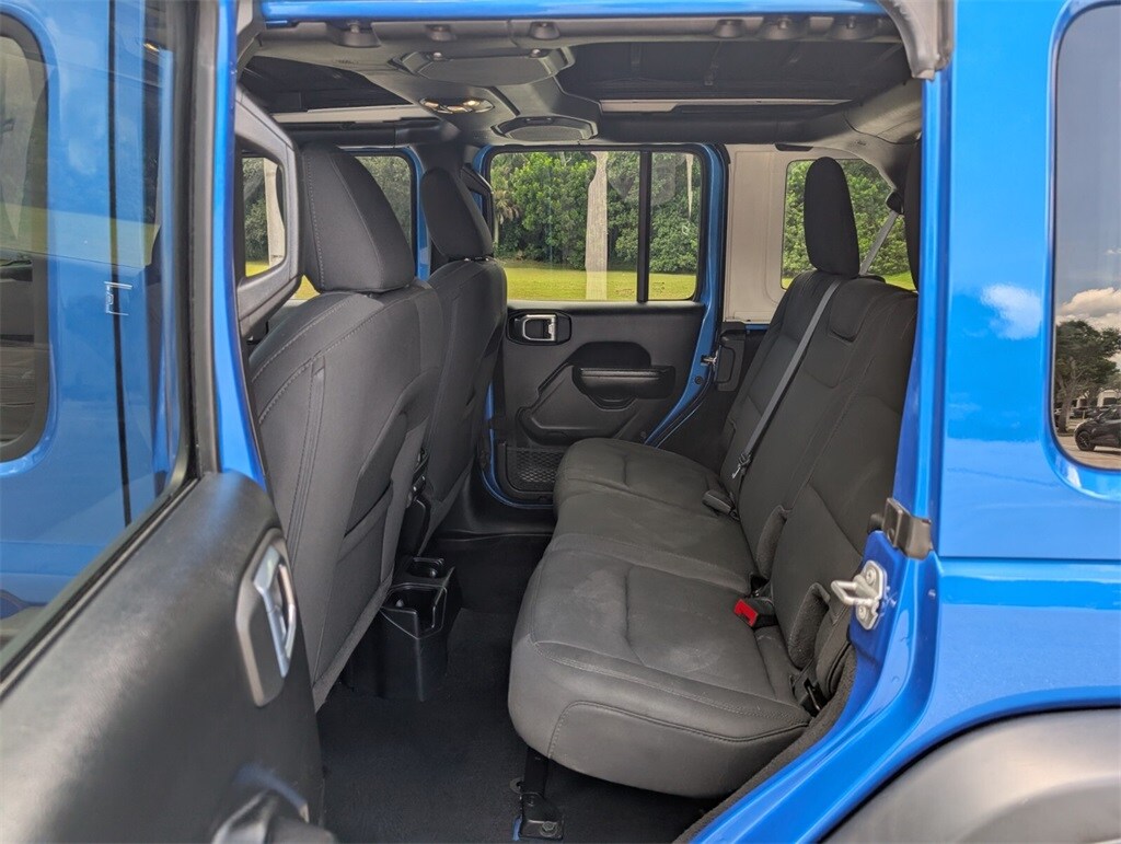 Thumbnail: 2021 Jeep Wrangler - 15