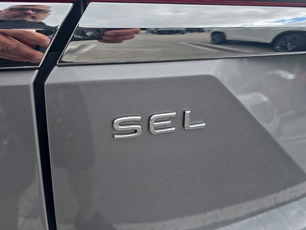 Thumbnail: 2024 Volkswagen Atlas - 13