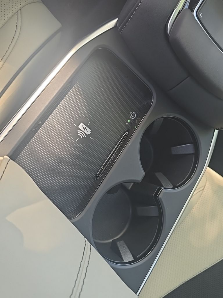 Thumbnail: 2026 Acura RDX - 26