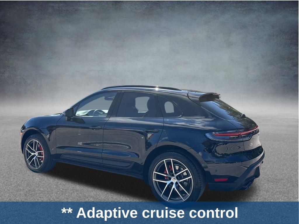 2022 Porsche Macan S photo 3