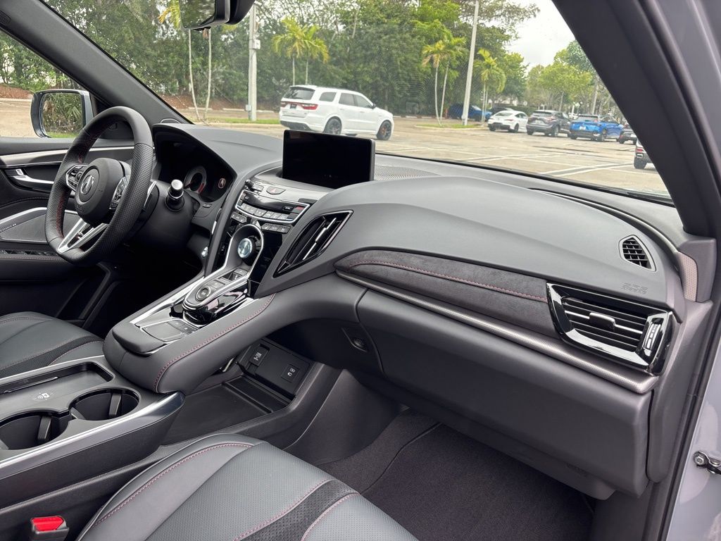 Thumbnail: 2026 Acura RDX - 17