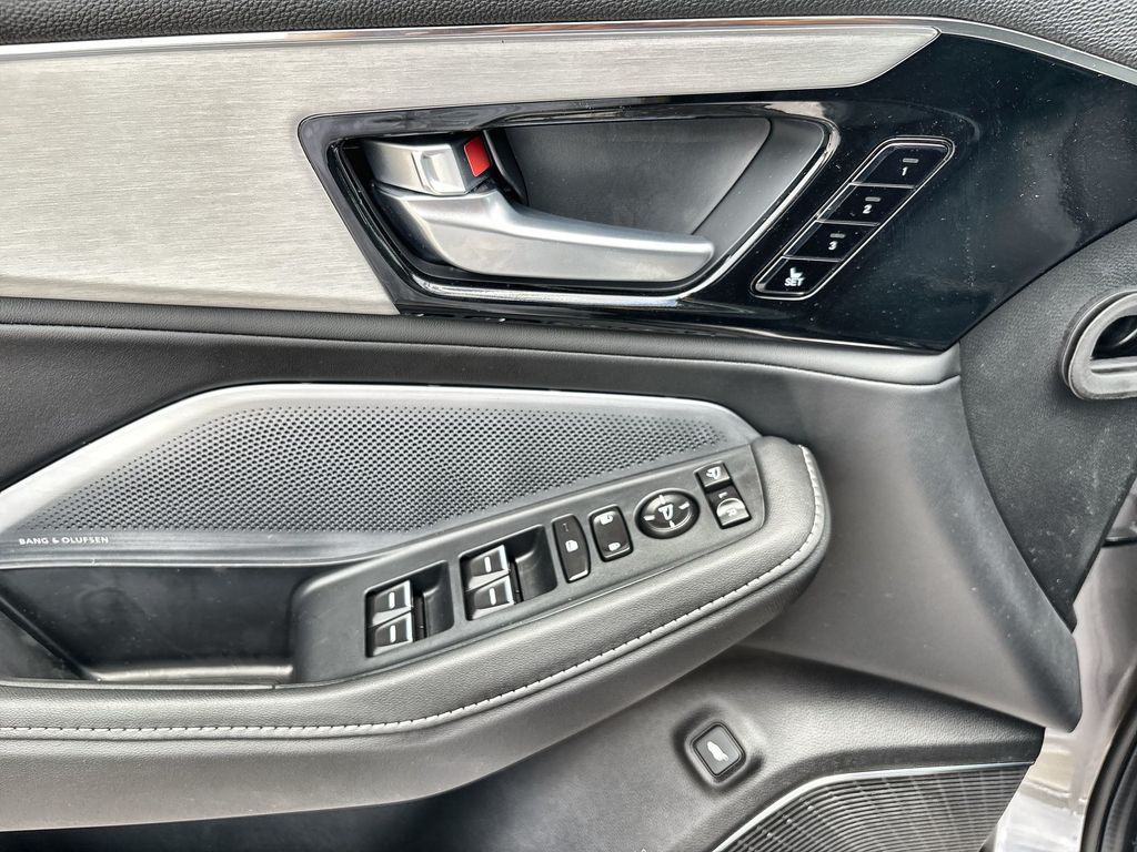 Thumbnail: 2026 Acura MDX - 15