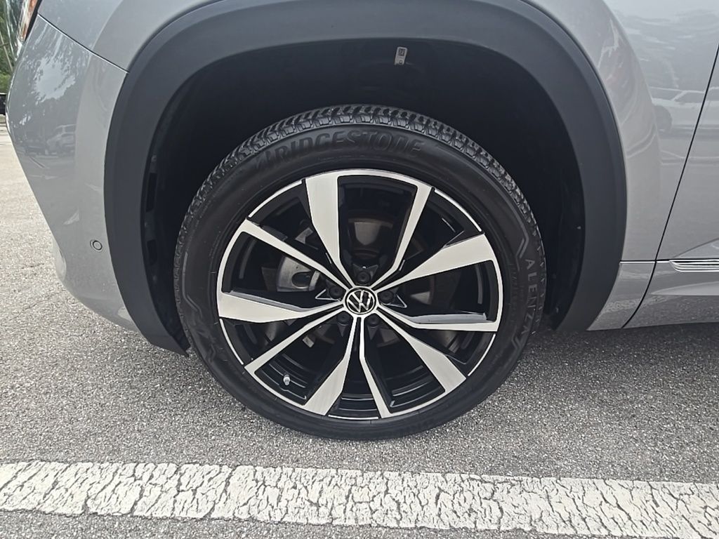 Thumbnail: 2024 Volkswagen Atlas - 10