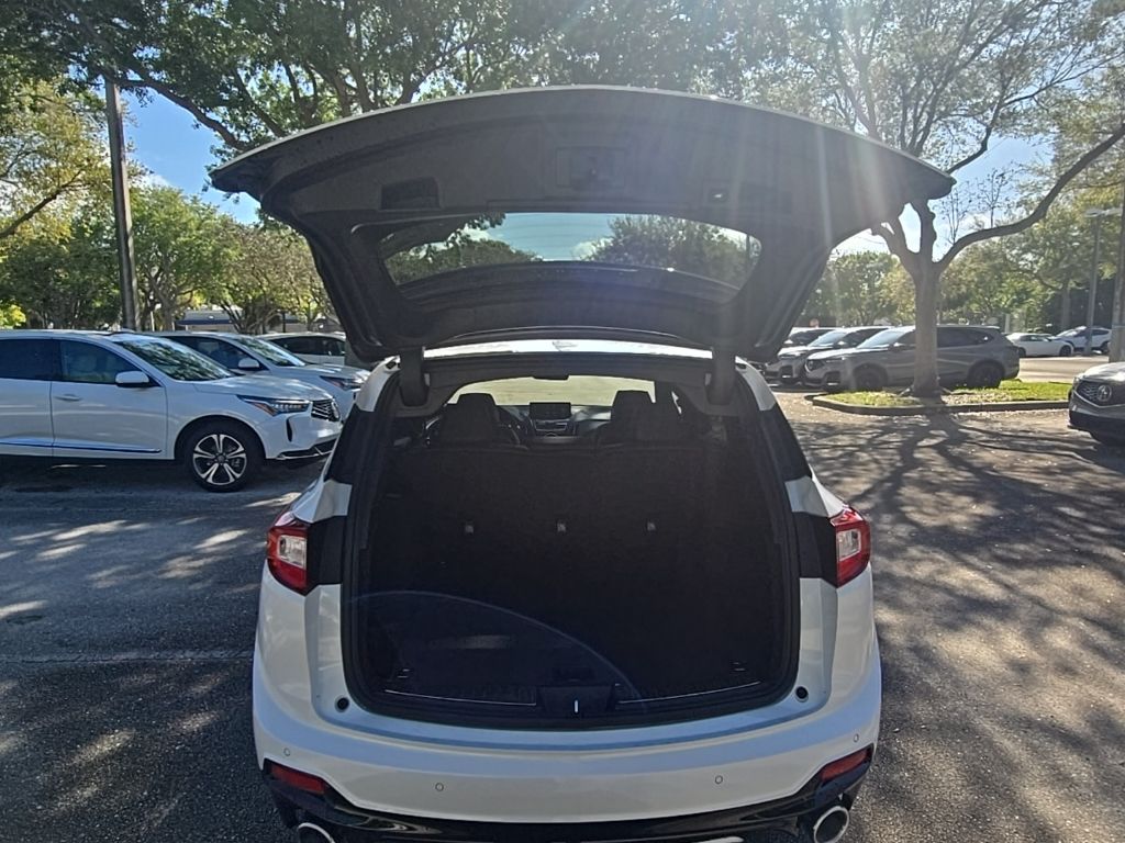 Thumbnail: 2026 Acura RDX - 33