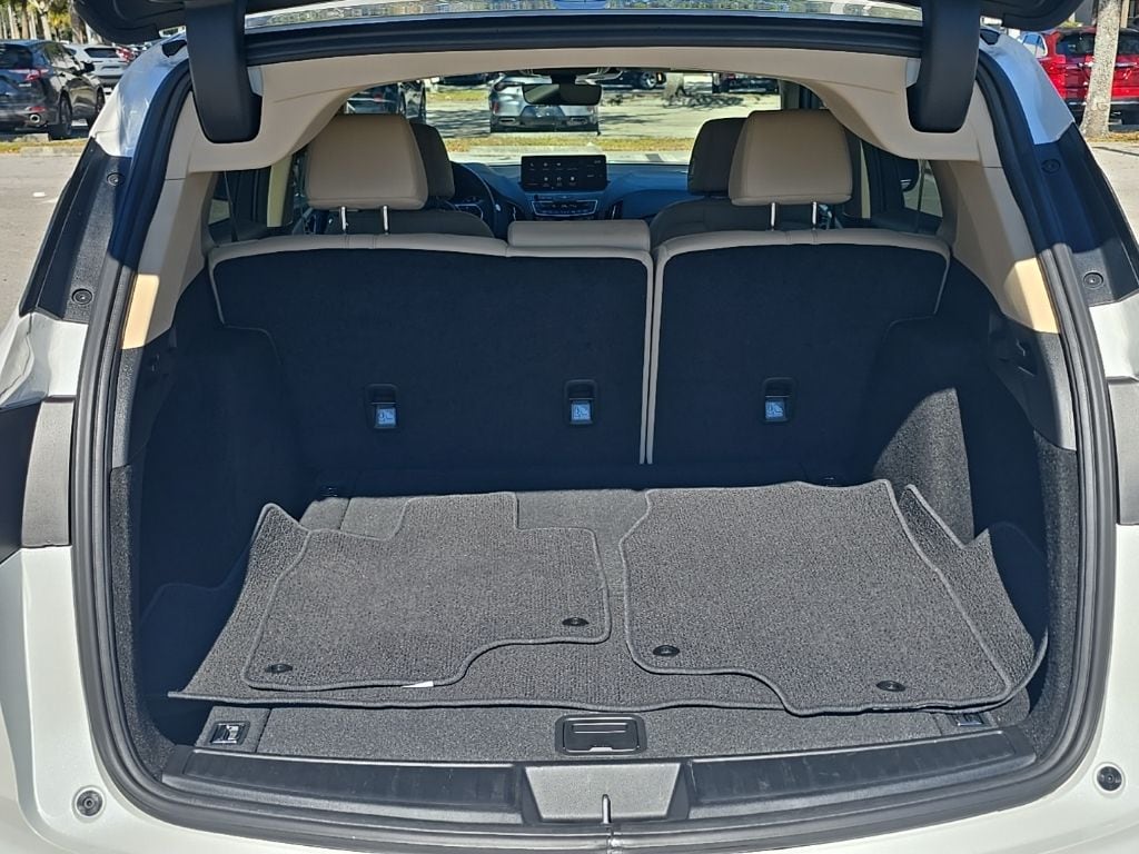 Thumbnail: 2023 Acura RDX - 32