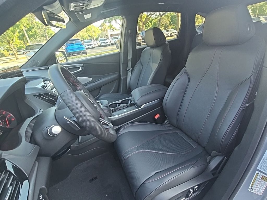 Thumbnail: 2026 Acura RDX - 18