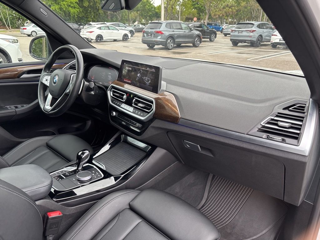 Thumbnail: 2022 BMW X3 - 17