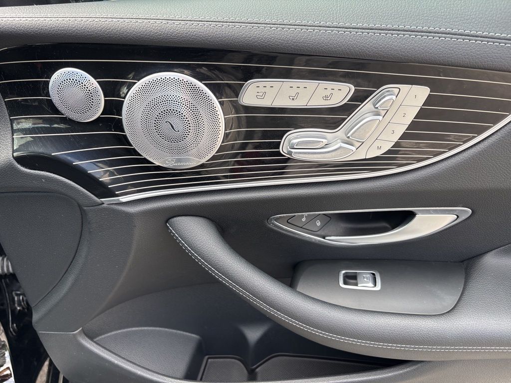 Thumbnail: 2020 Mercedes-Benz E-Class - 19