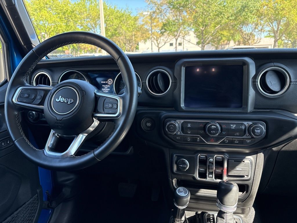 Thumbnail: 2021 Jeep Gladiator - 20