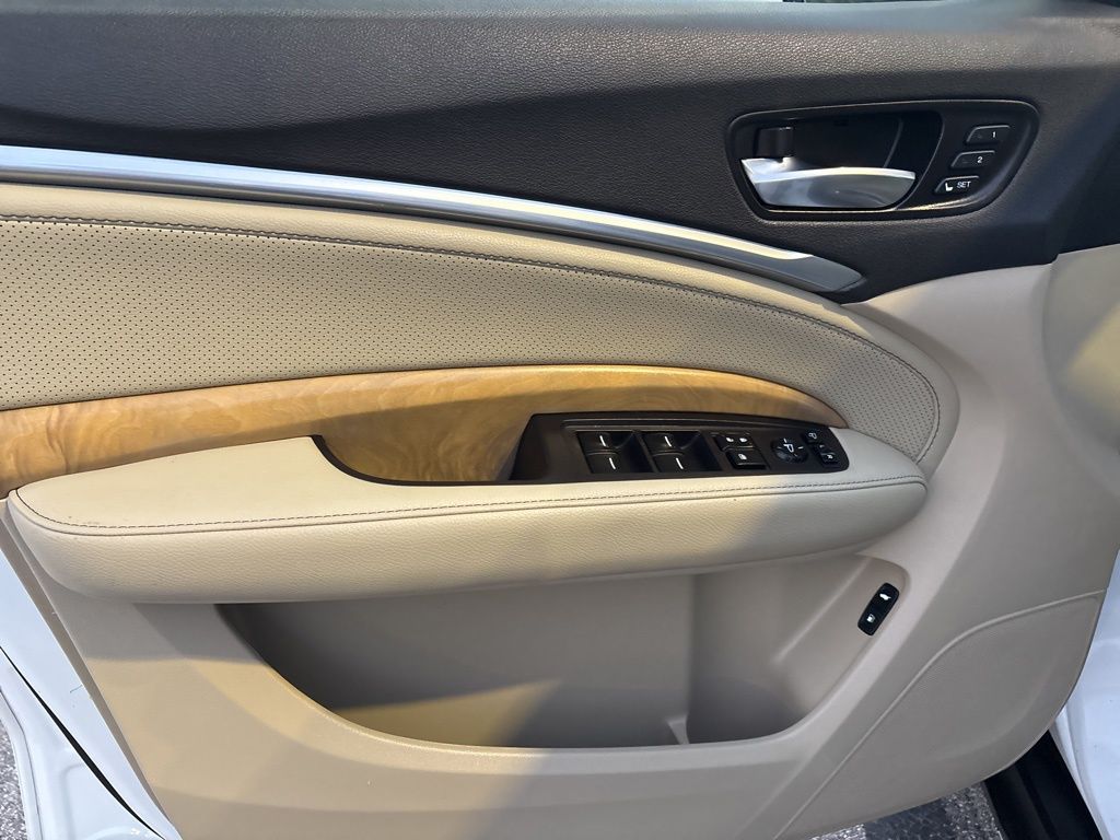 Thumbnail: 2020 Acura MDX - 14