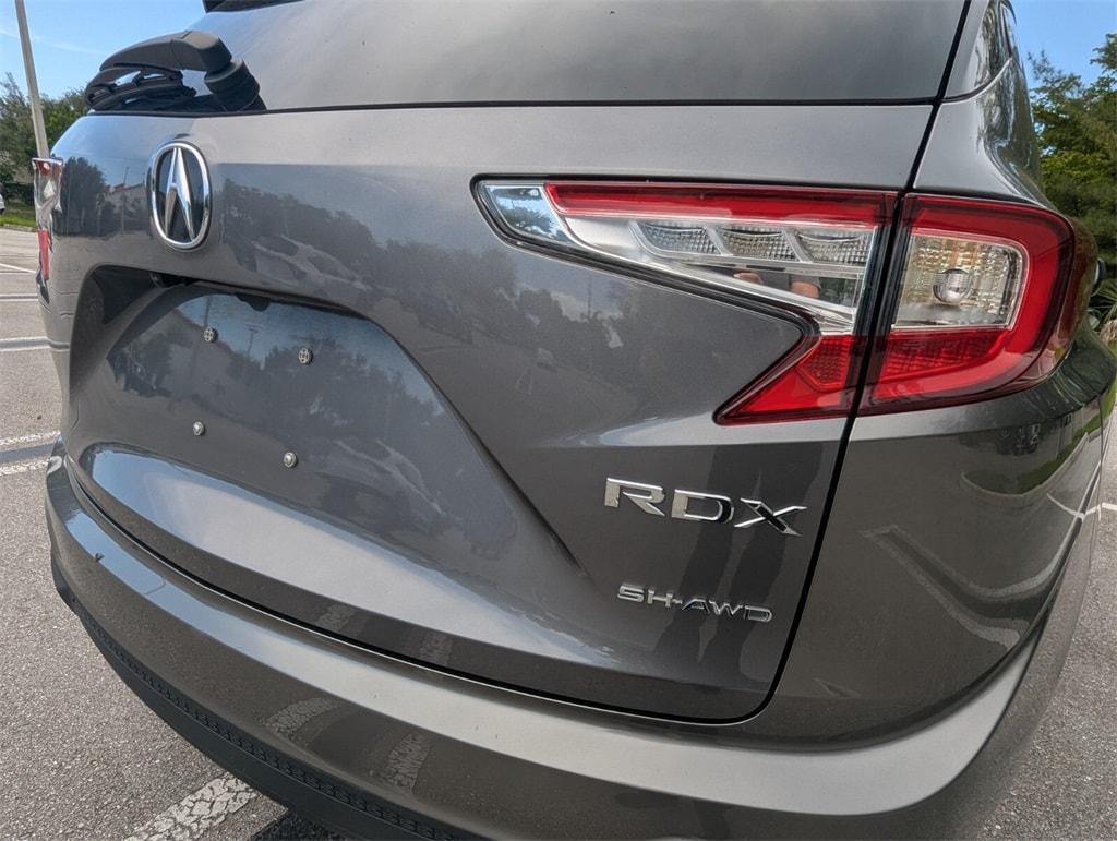 Thumbnail: 2022 Acura RDX - 8