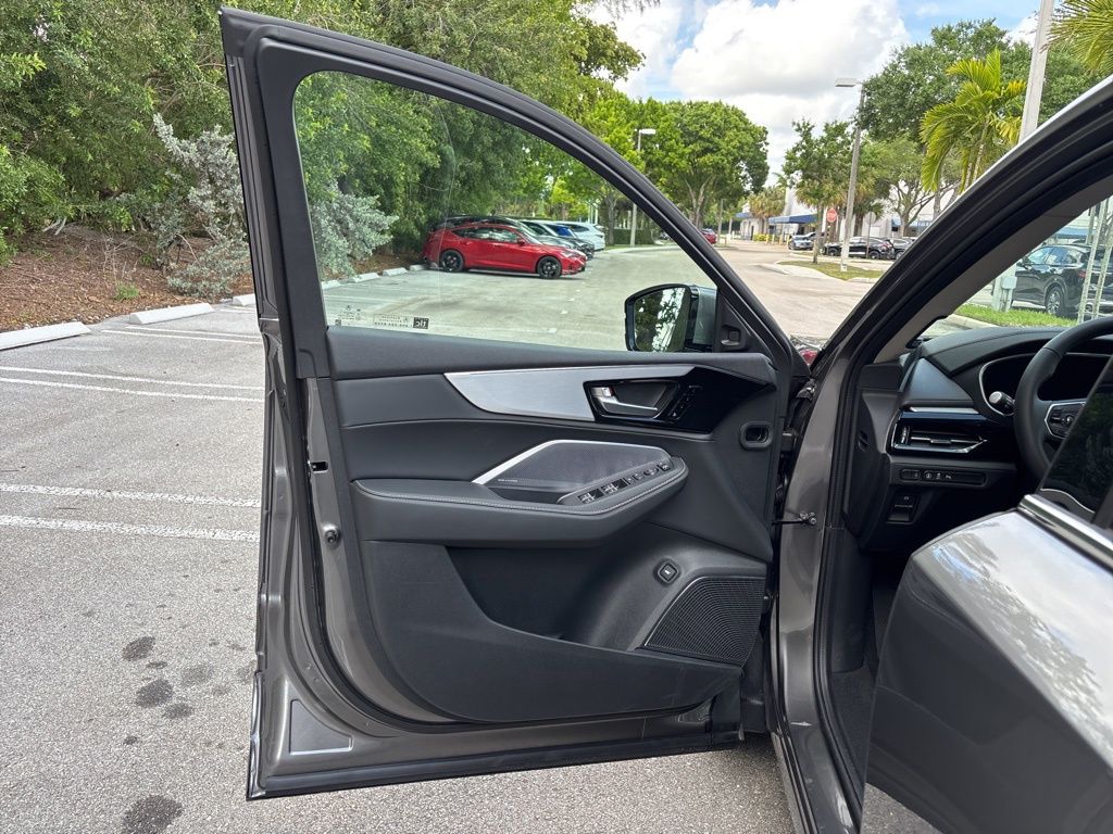 Thumbnail: 2026 Acura MDX - 15