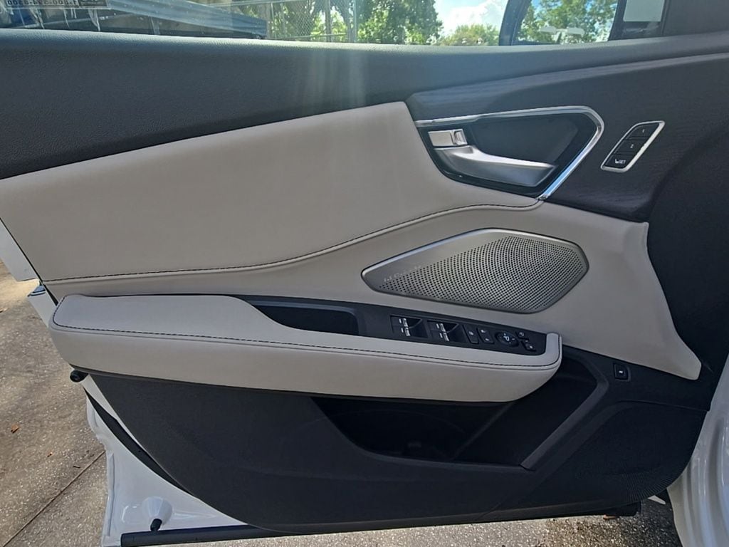 Thumbnail: 2026 Acura RDX - 12