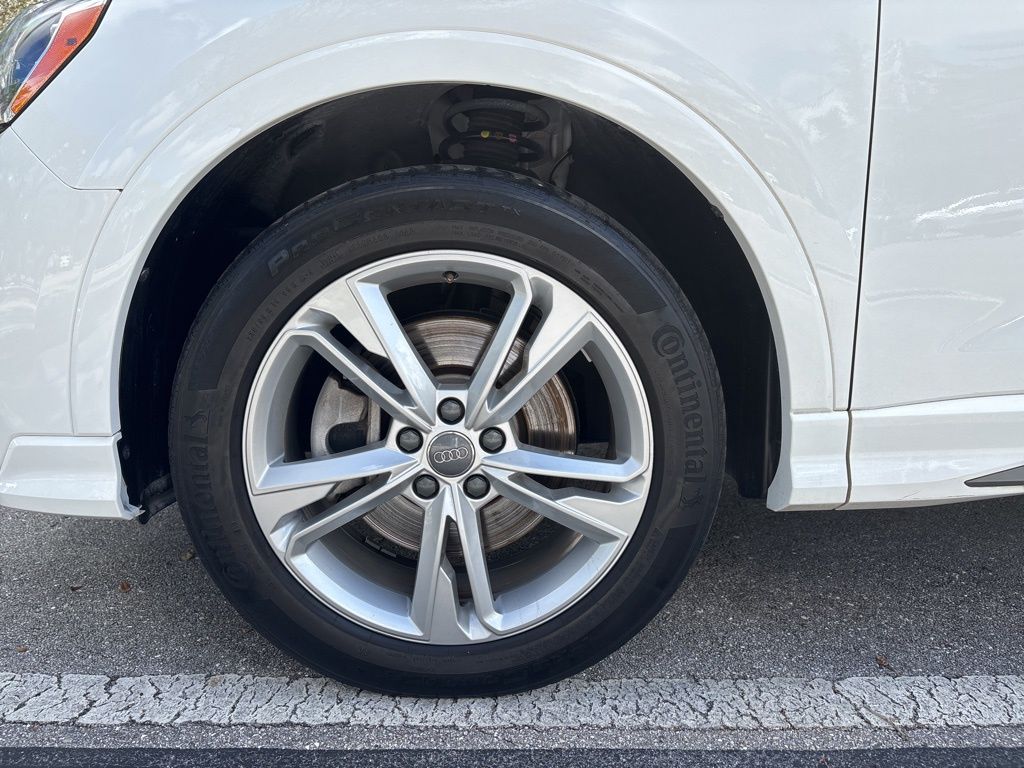 Thumbnail: 2020 Audi Q3 - 9