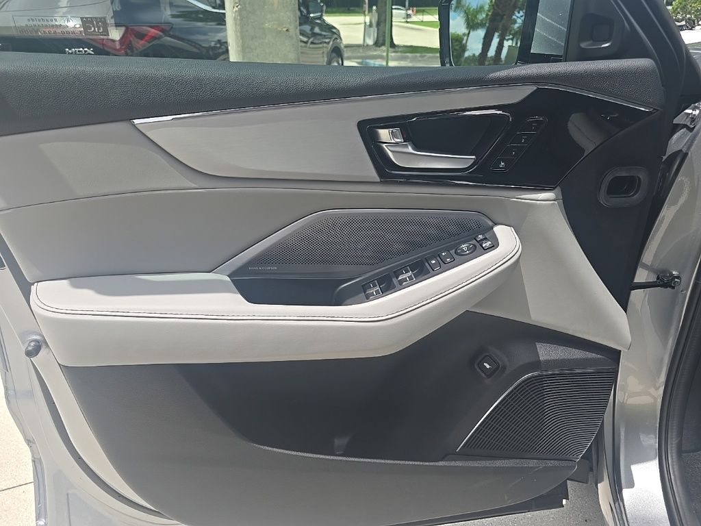 Thumbnail: 2026 Acura MDX - 12