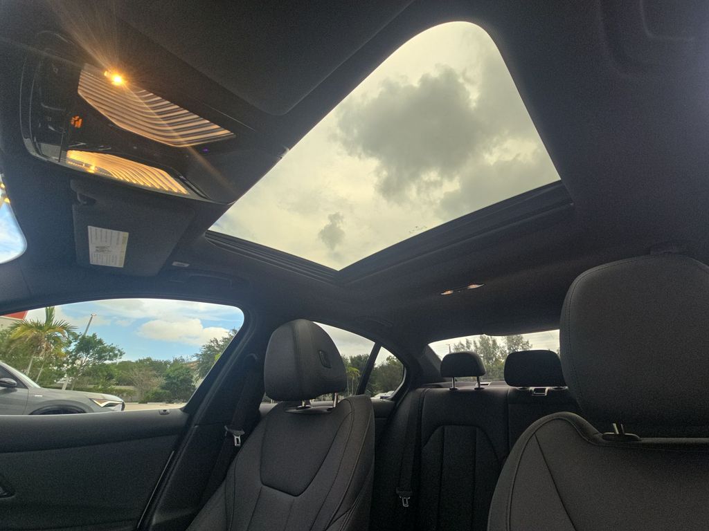 Thumbnail: 2020 BMW 3 Series - 23