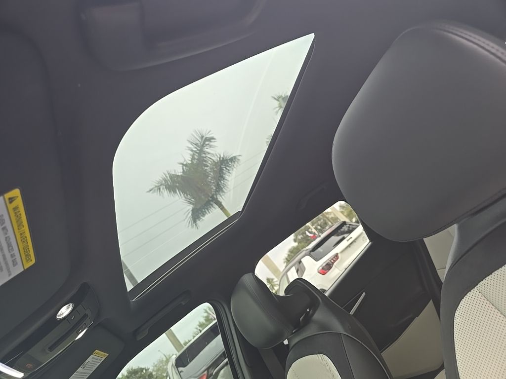 Thumbnail: 2024 Kia EV6 - 27