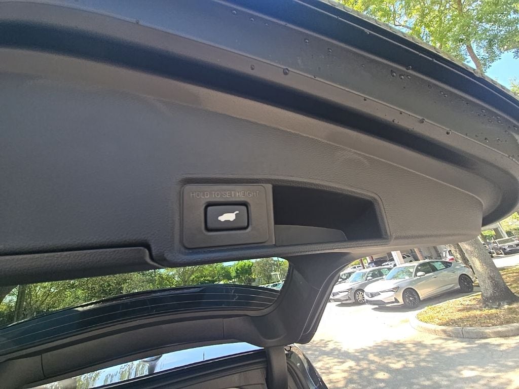 Thumbnail: 2026 Acura RDX - 36