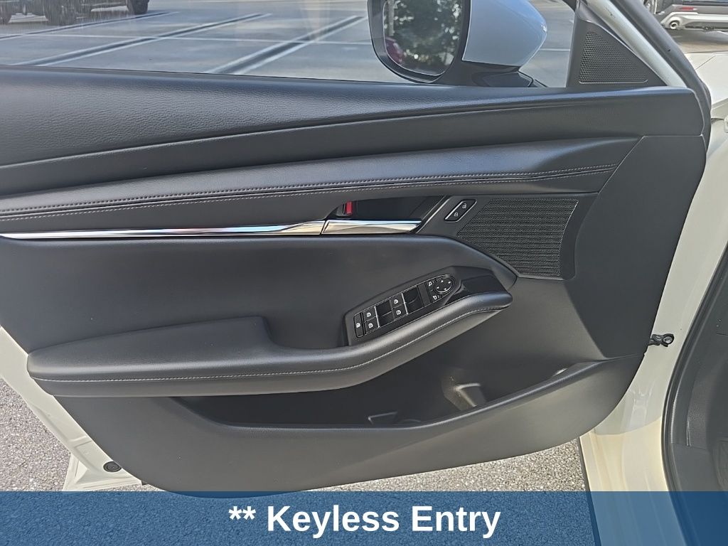 Thumbnail: 2021 Mazda Mazda3 - 13