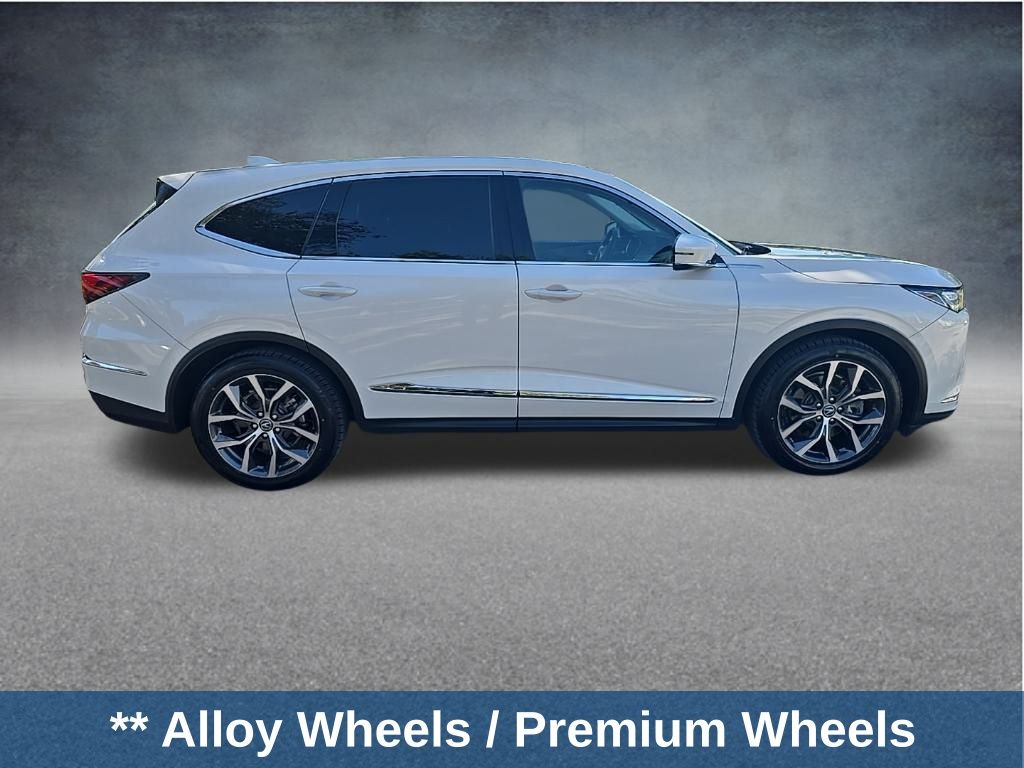 Thumbnail: 2023 Acura MDX - 4