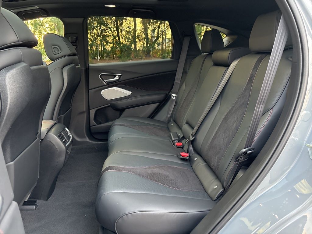 Thumbnail: 2026 Acura RDX - 18