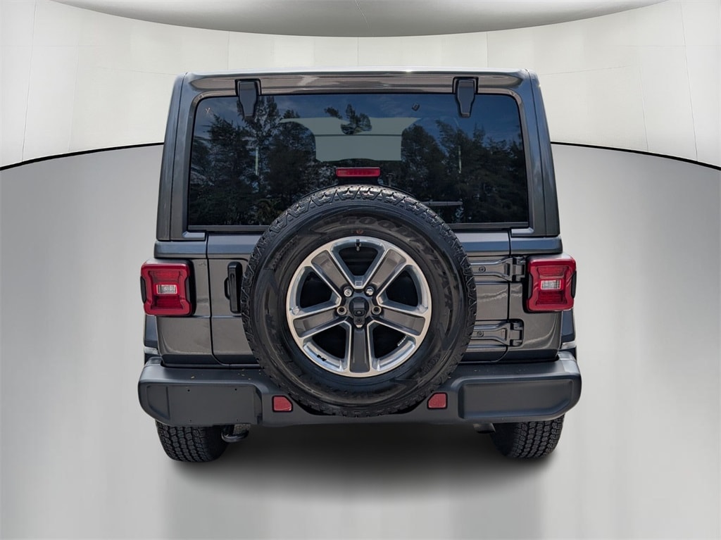 Thumbnail: 2022 Jeep Wrangler - 6