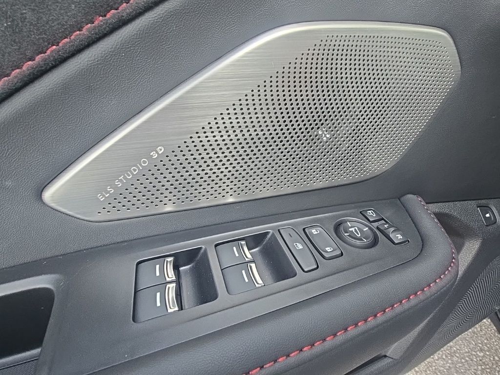 Thumbnail: 2026 Acura RDX - 15