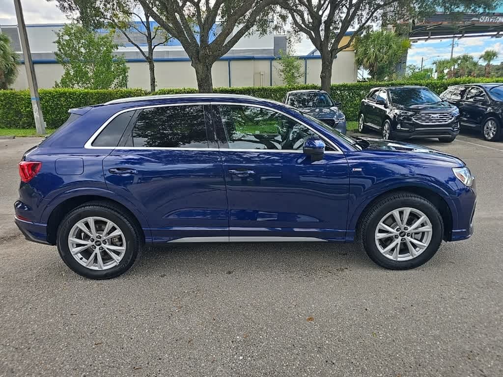 Thumbnail: 2024 Audi Q3 - 4