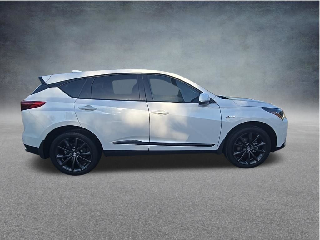 Thumbnail: 2025 Acura RDX - 5