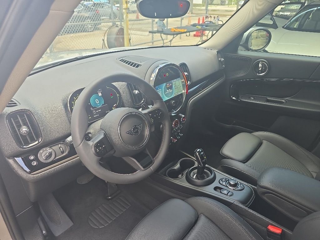Thumbnail: 2024 MINI Cooper Countryman - 16