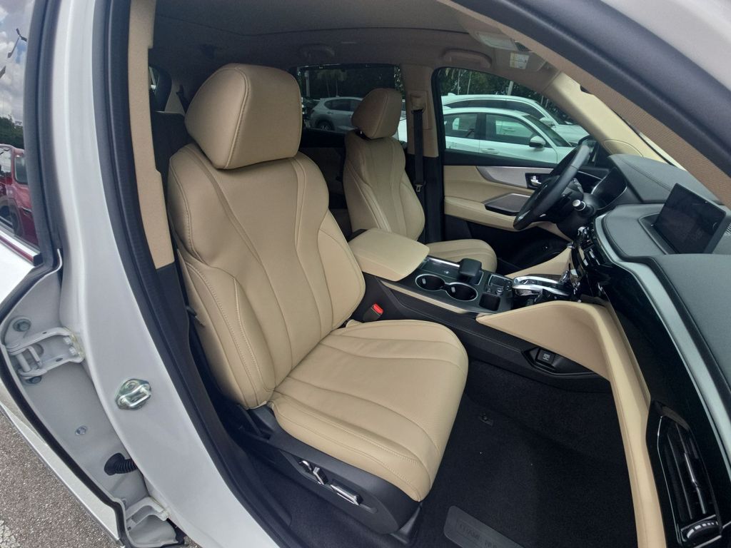 Thumbnail: 2024 Acura MDX - 36