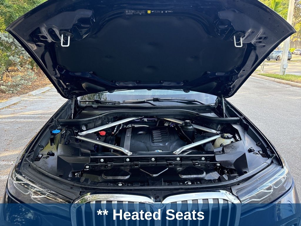 Thumbnail: 2021 BMW X7 - 13