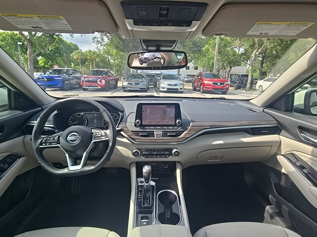Thumbnail: 2020 Nissan Altima - 28