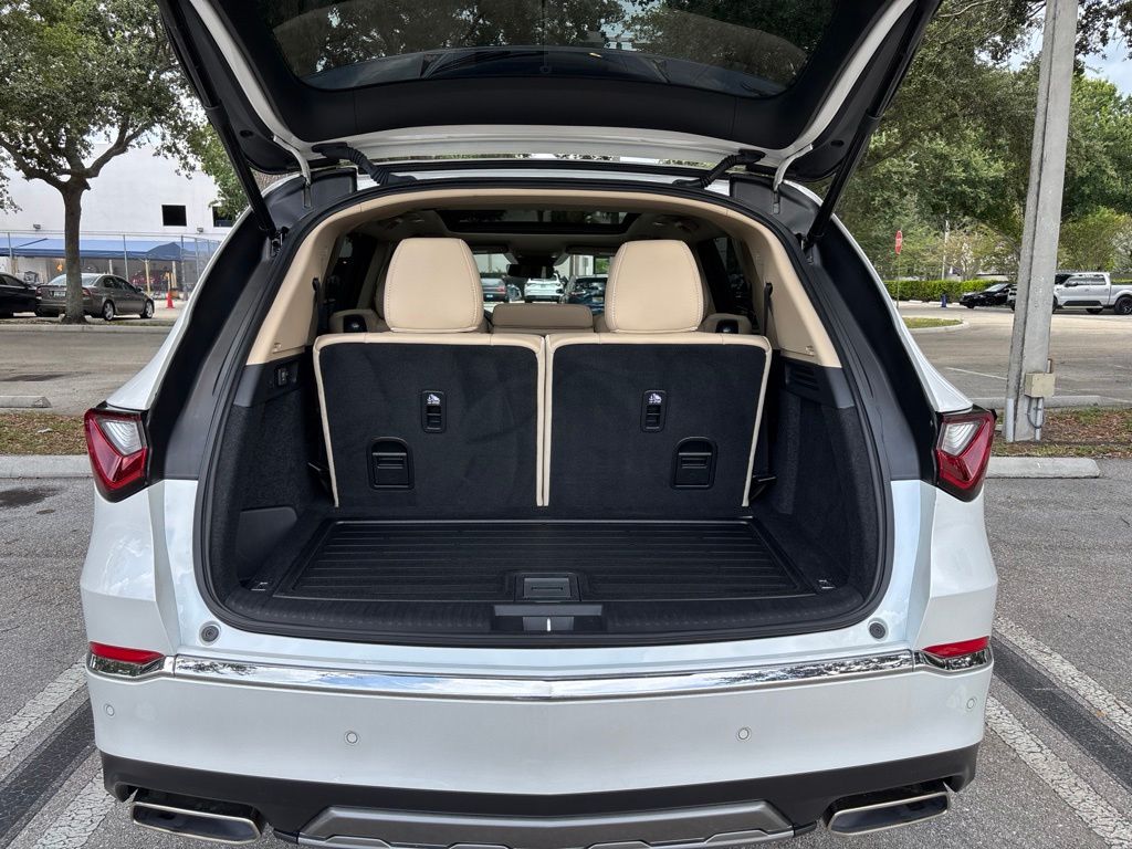 Thumbnail: 2025 Acura MDX - 26