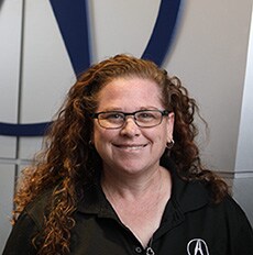 Staff member Valerie Davidson from ID_dd9750