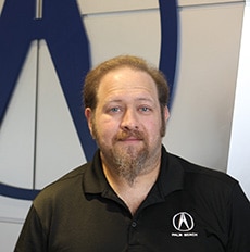 Staff member Jason Nadler from ID_457f60